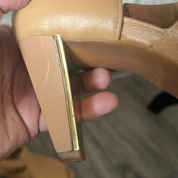 Nurture by Lamaze Tan heels  with Adjustable Strap size 6 1/2 - Picture 10 of 12